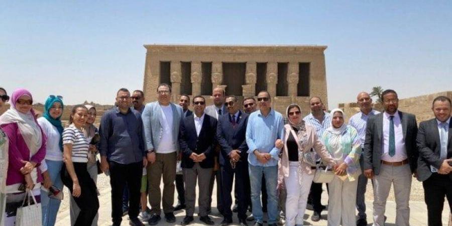 نائب محافظ قنا يشهد انطلاق مؤتمر صيادلة جنوب صعيد مصر الأول بمعبد دندرة