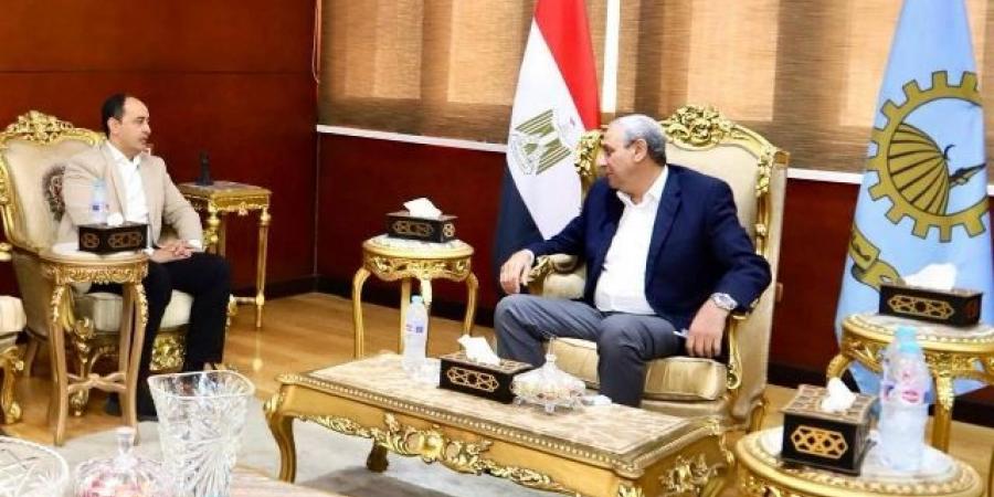 الجندى وعثمان يعلنان تدشين برنامجا للتوعية بخطورة المخدرات