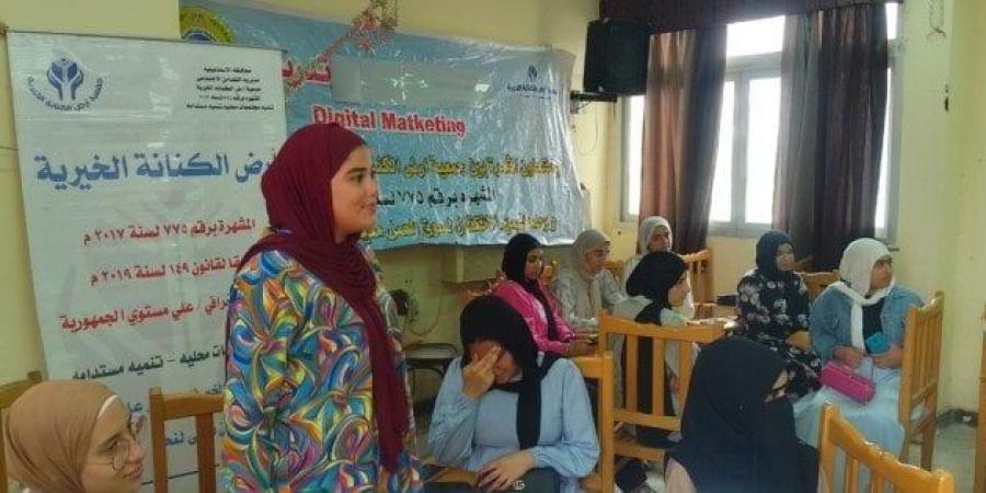 محافظ الإسماعيلية يتابع انطلاق الدورة التدريبية للتسويق الإلكتروني ضمن مبادرة "التدريب من أجل التشغيل"