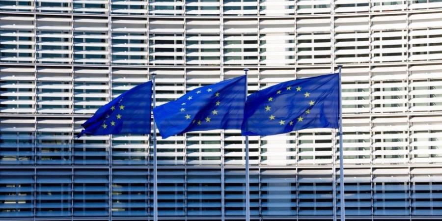 بروكسل تعتزم تقييد وصول الشركات الصينية لسوق المنتجات الطبية الأوروبية