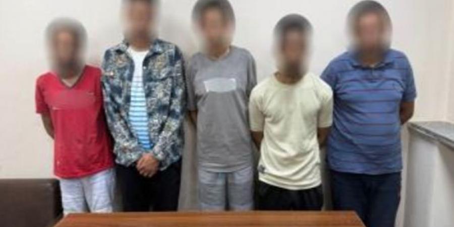 تفاصيل الاستيلاء على أموال شخص بأسلوب انتحال الصفة فى الجيزة