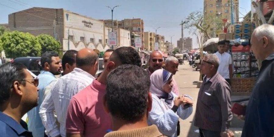 محافظ المنيا: استخراج وتجديد 2871 ترخيص إعلان ضمن حملات إزالة الإعلانات العشوائية