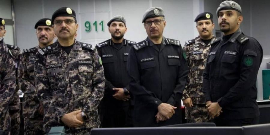 المغيصيب يزور مركز العمليات الأمنية الموحدة (911) بمكة المكرمة