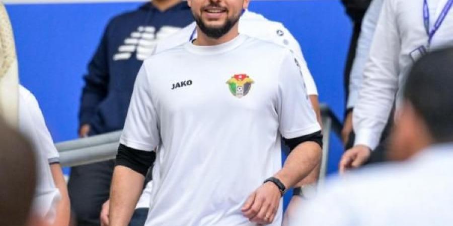 ولي العهد يغادر أرض الوطن لمتابعة مباراة "النشامى"