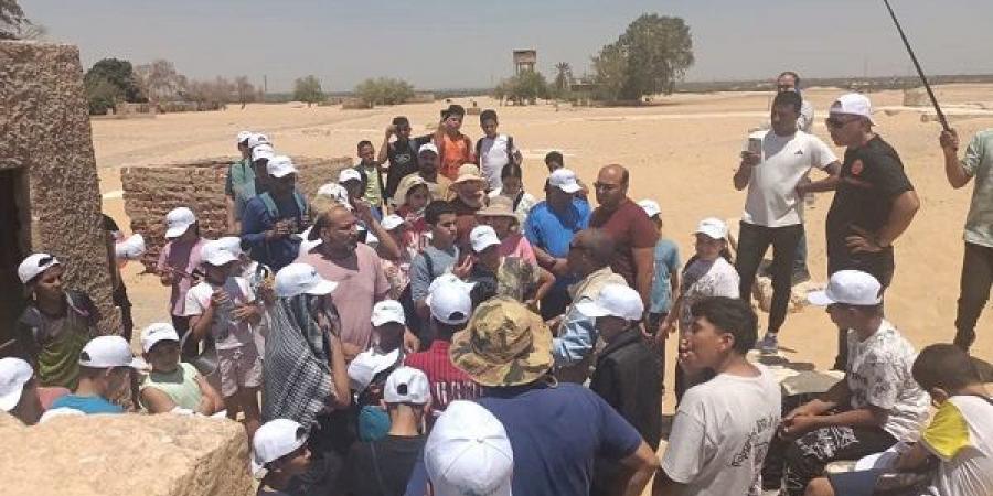  المناطق الأثرية تستقبل وفداً من مديرية الشباب والرياضة بالمنيا 