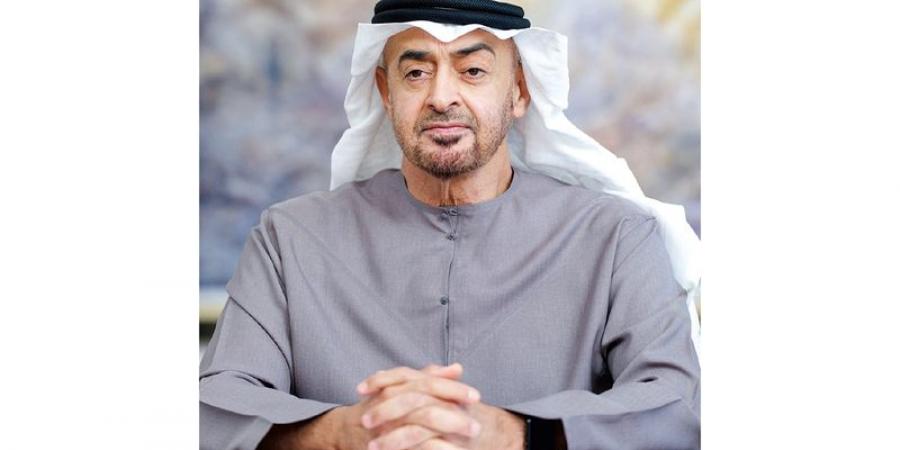 رئيس الدولة ونائباه يهنئون قادة الدول العربية والإسلامية بعيد الأضحى