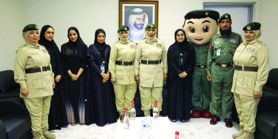 شرطة دبي تسعد النزيلات وأطفالهن بكسوة عيد الأضحى
