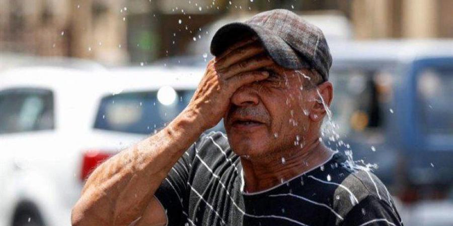 مصر.. الأرصاد الجوية تحذر من طقس شديد الحرارة والعظمى في القاهرة 36 وجنوب الصعيد 42 درجة