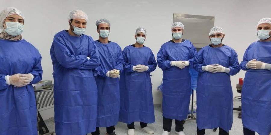 مستشفى ملوي تنقذ شاب مصاب بطلق ناري بالبطن 