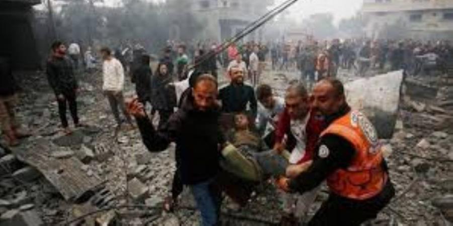 حدث غربى رفح الفلسطينية.. سقوط 4 شهداء و70 مصابا برصاص الاحتلال قرب مركز توزيع المساعدات