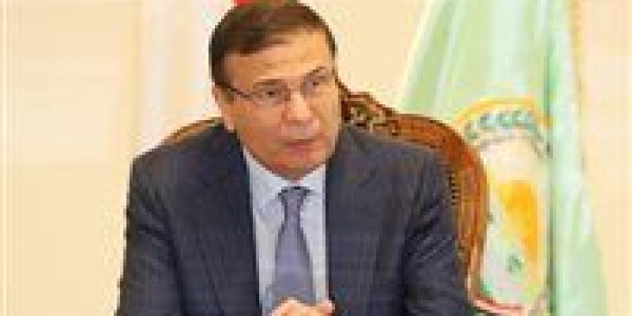 وزير الزراعة يطمئن على حالة مسئول حماية الأراضي بسوهاج بعد الاعتداء عليه خلال حملة إزالة تعديات