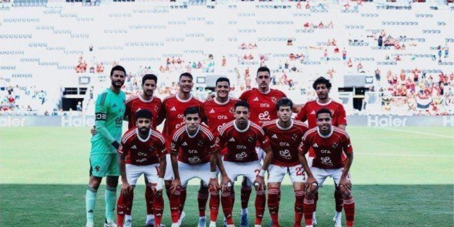 جلسة تصوير للاعبي الأهلي تحت إشراف «فيفا»
