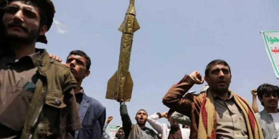 أول تعليق للحكومة اليمنية على تهديد الحوثيين بضرب السفارات في ”تل ابيب” بصواريخ غير مسبوقة!