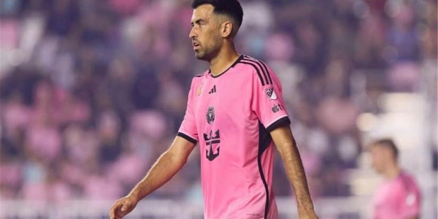 بوسكيتس: سعيد بمواجهة الأهلي فى الافتتاح.. وميسي لاعب لا يقارن