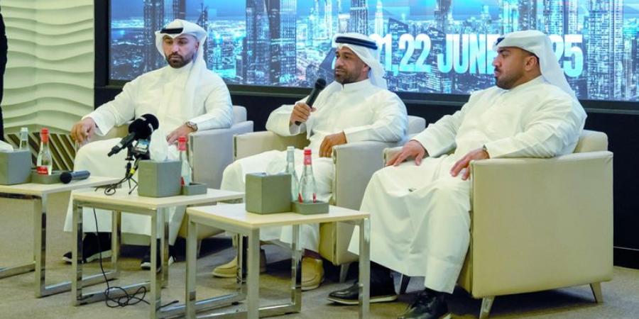 800 مشارك يستعرضون عضلاتهم في «دبي برو»