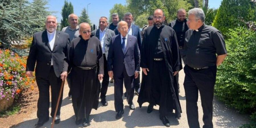 ميشال عون من دير القلعة: عشت تجربة الإبعاد والعودة وخضت غمار التصدي والمواجهة