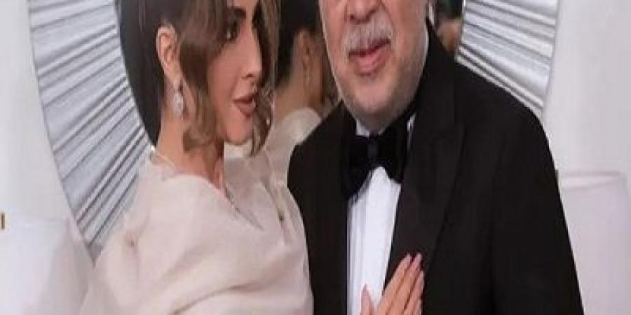 روجينا عن زوجها أشرف زكي: رومانسي أوي