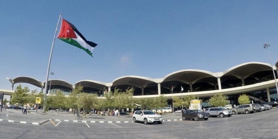 منع دخول المركبات والأشخاص إلى مطار الملكة علياء حتى إعادة فتح الأجواء