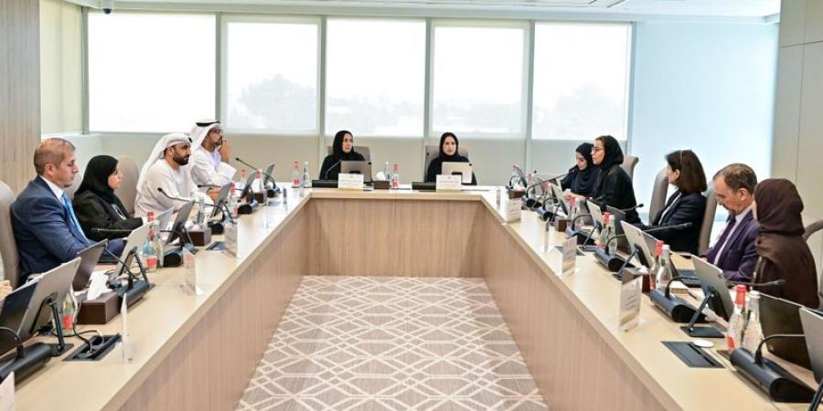 لجنة في «الوطني» تناقش سياسة تحقيق الأمن الوطني للصناعات الدوائية