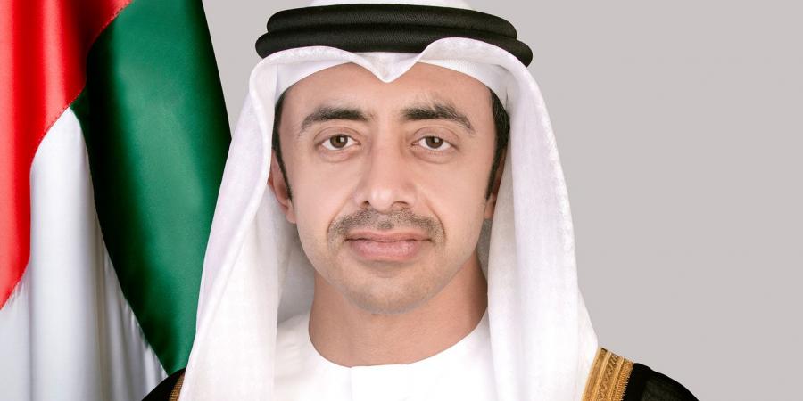 عبدالله بن زايد يبحث هاتفياً مع عدد من وزراء الخارجية التطورات الإقليمية الراهنة