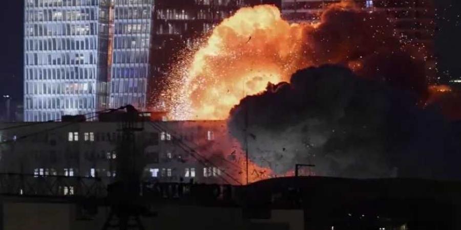 عاجل: إسرائيل تشن هجوما جديدا على إيران والانفجارات تهز طهران