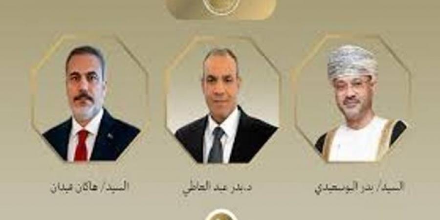 اتصالان هاتفيان لوزير الخارجية مع نظيريه العُماني والتركي