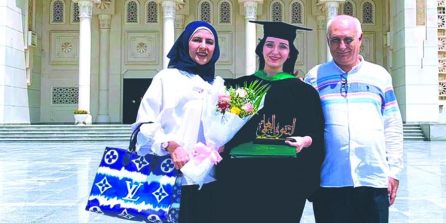 «نادية» تنال الدكتوراه بعد رحيلها في حادث سير مأساوي