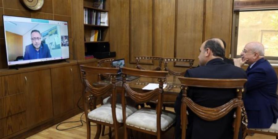 وزير النقل يعقد عبر تقنية الفيديو اجتماعاً مع خبراء سوريين في ألمانيا