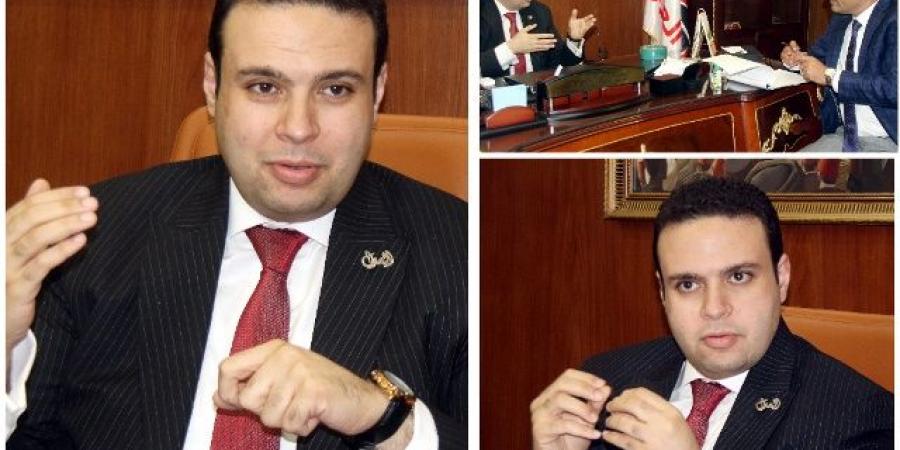 عبد المنعم إمام: لست قطعة في ديكور سياسي ..وأعبر عن صوت الشارع