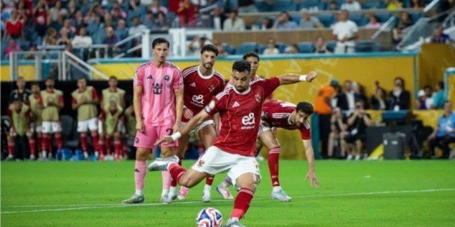 حقيقة معاقبة "تريزيجيه" بعد واقعة ركلة الجزاء الأهلى يرد