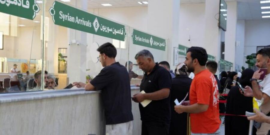 62 عائلة سورية مهجرة تعود من الأردن عبر معبر نصيب الحدودي