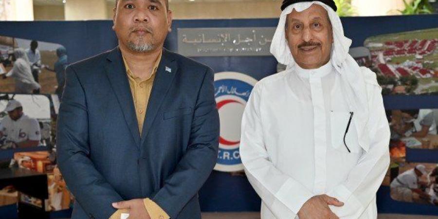 رئيس الهلال الأحمر الكويتي: مستمرون بتنفيذ مشاريع إغاثية وتنموية في مختلف المناطق المنكوبة بالعالم