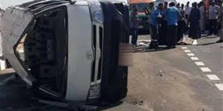 إصابة 9 إثر انقلاب ميكروباص بمدينة 6 أكتوبر