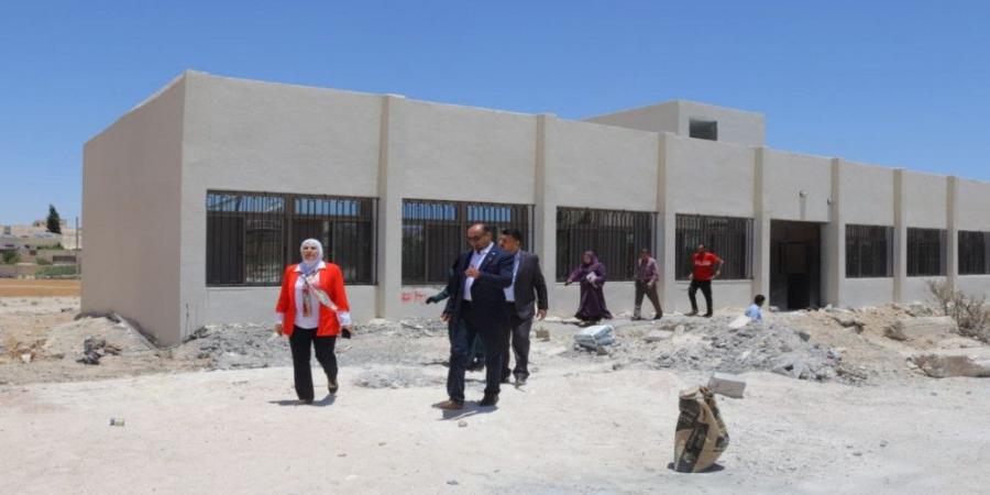 وزارة التربية تتابع سير العطاءات في مدارس البادية الجنوبية