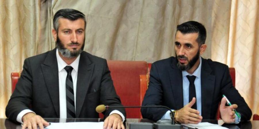 بحث مستجدات مشروع جر مياه الساحل وتحلية مياه البحر