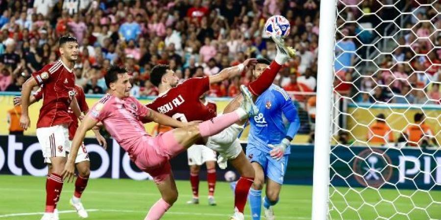 الأهلي يُجهز وسام أبو علي لقيادة الهجوم أمام بالميراس البرازيلي