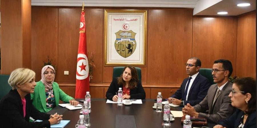شركة "إيني" الإيطالية تعزز استثماراتها في قطاع المحروقات بتونس