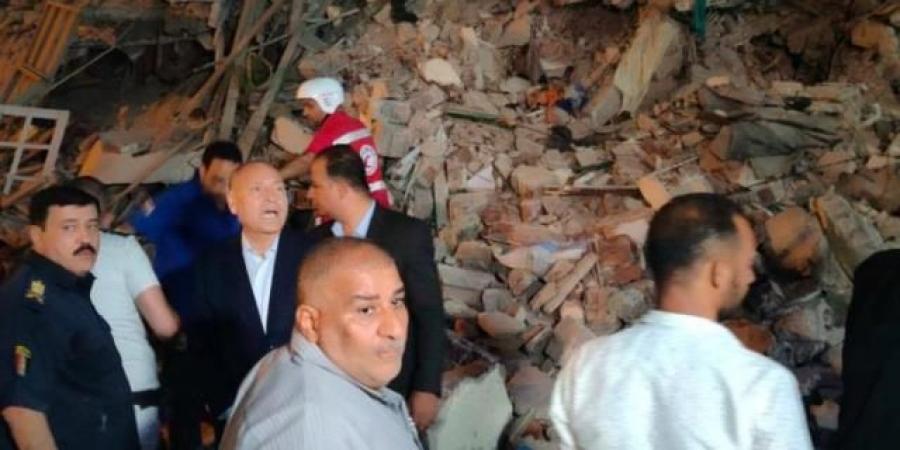 انهيار عقار بحى السيدة زينب واستخراج حالتي وفاة و٥ مصابين