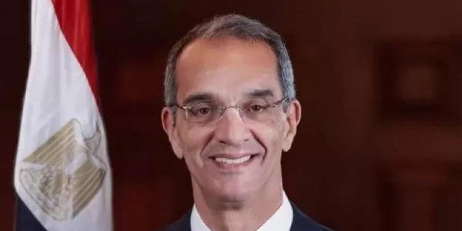 وزير الاتصالات يبحث مع شركات ومؤسسات إيطالية جذب استثمارات في مجالات التعهيد