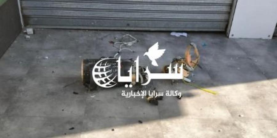 الأمن العام: سقوط مسيرة بمنطقة ابو نصير وأضرار بمركبة ومظلة انتظار حافلات .. صور