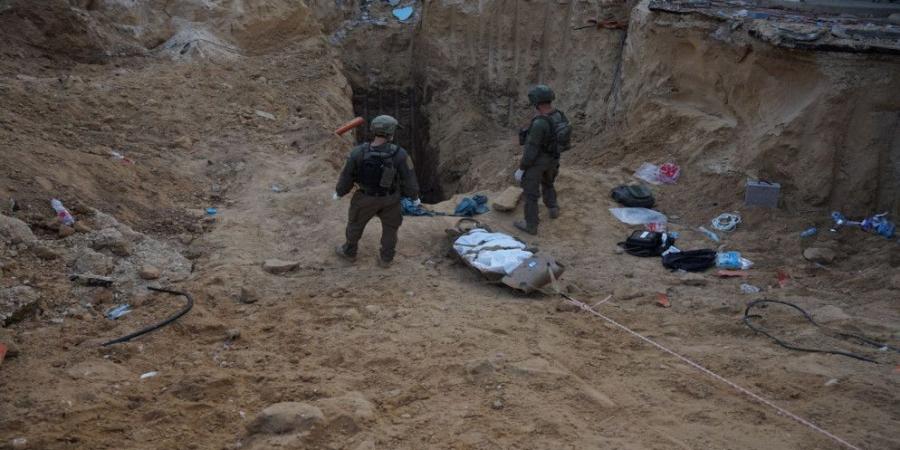 الجيش الإسرائيلي: استعادة جثث محتجزين اثنين وجندي من غزة