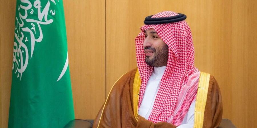 ولي العهد السعودي يتلقى اتصالا من ماكرون لبحث الاستهداف الأمريكي لإيران