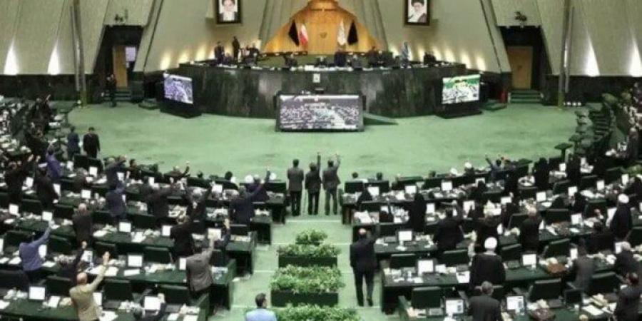 البرلمان الإيراني يوافق مبدئيًا على تعليق التعاون مع الوكالة الدولية للطاقة الذرية
