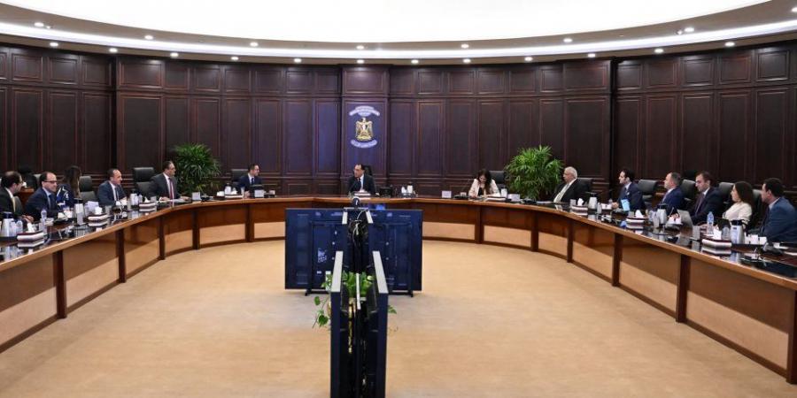 رئيس الوزراء يتابع جهود فض التشابكات المالية بين عدد من الجهات الحكومية