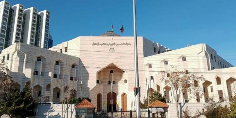 بدء اصدار الافراج التلقائي للموقوفين مالياً