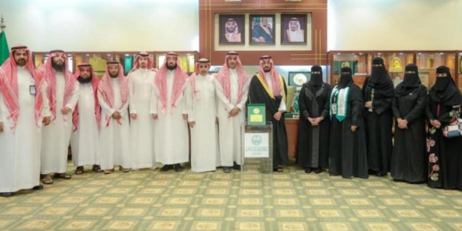 محافظ الخرج يكرّم الجهات المشاركة في مركز خدمة ضيوف الرحمن