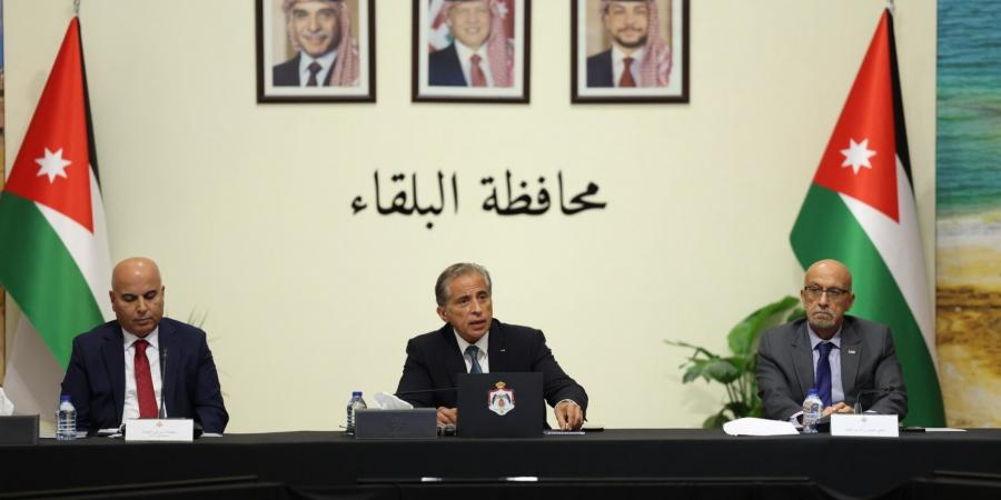 رئيس الوزراء: لم يقم أحد بدور وجهد في حث المجتمع الدولي كما قام جلالة الملك