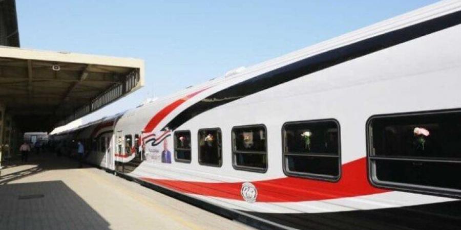 لو مسافر.. اعرف مواعيد قطارات القاهرة - الإسكندرية الأربعاء 25-6-2025