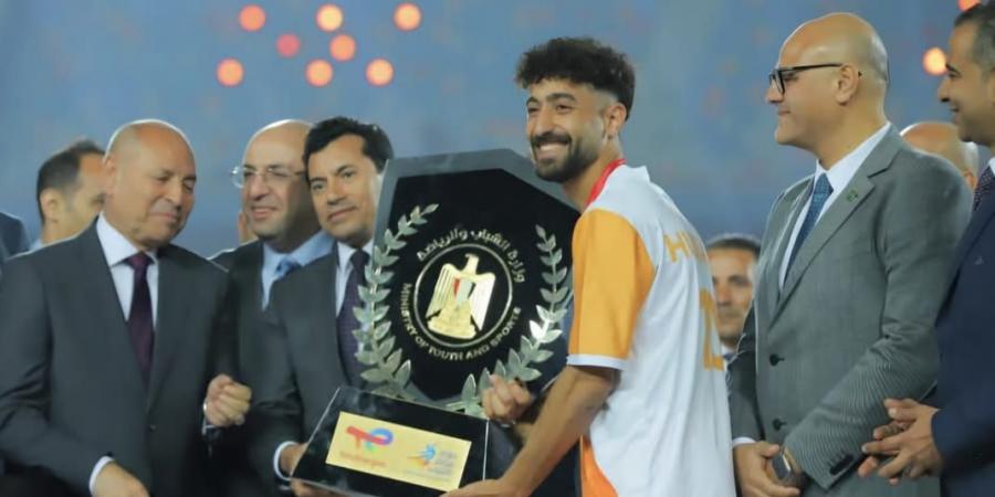 وزارة الشباب تعلن احتراف حسين وفيق في دوري المحترفين