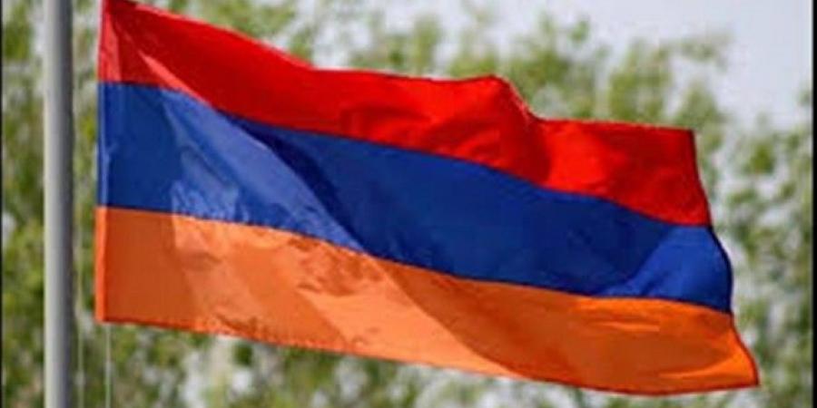 الحبس الموقت لرجل دين معارض في أرمينيا بتهمة محاولة انقلاب